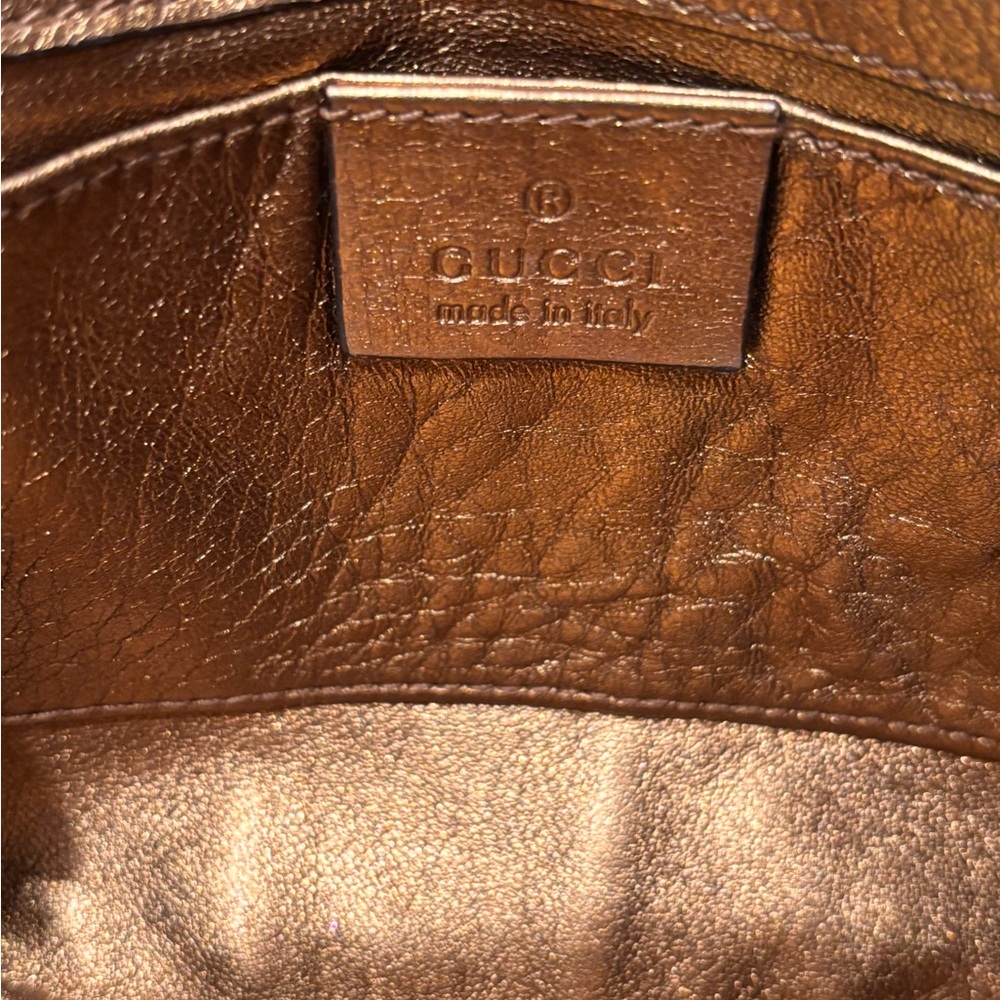 GUCCI Hysteria Gold Metallic Designer Women's Clutch - Picture 8 of 8